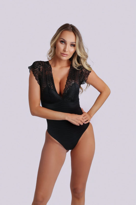 Body nero con pizzo – vista frontale
